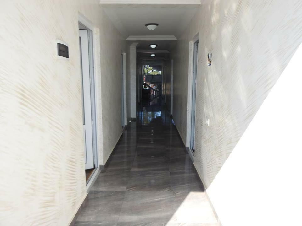 Twins Hotel Kobuleti Bagian luar foto